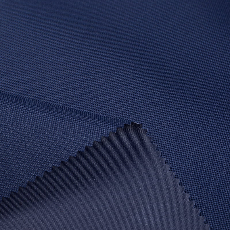 Fabraic Íseal-Síneadh Silk Oxford